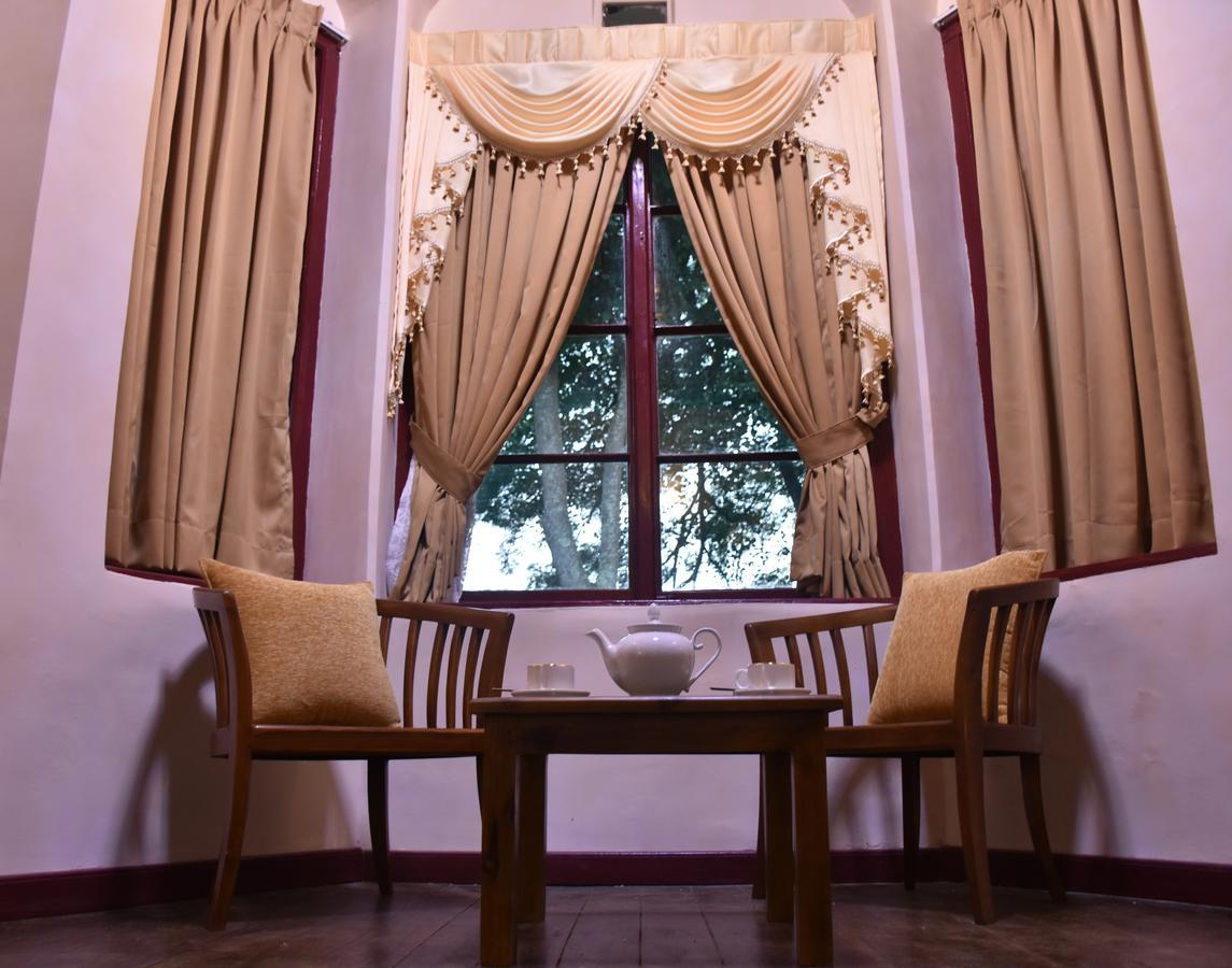 Royal Majesty Bungalow Hatton Esterno foto