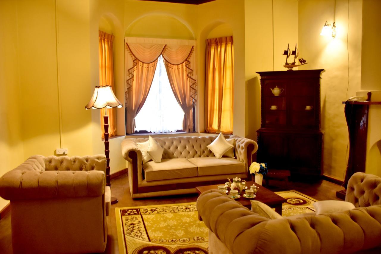 Royal Majesty Bungalow Hatton Esterno foto