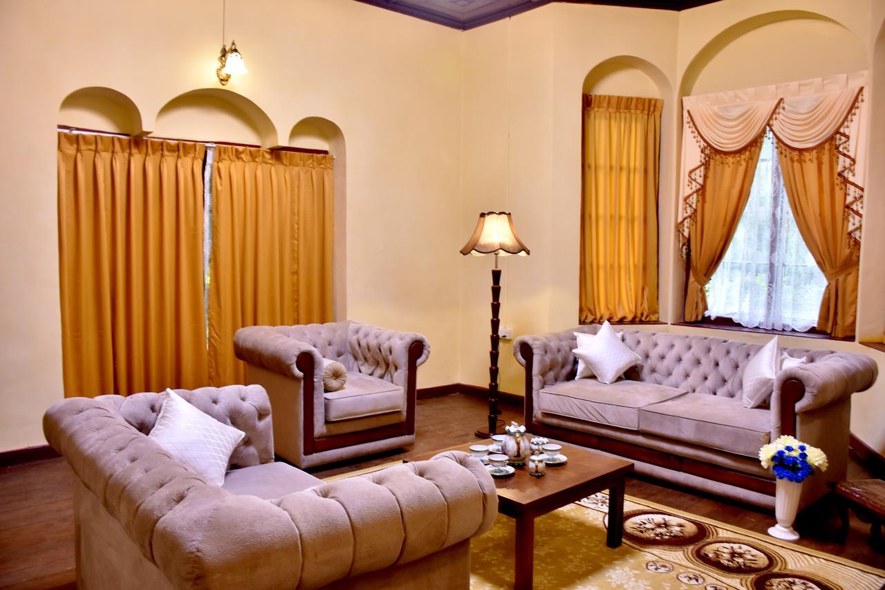 Royal Majesty Bungalow Hatton Esterno foto