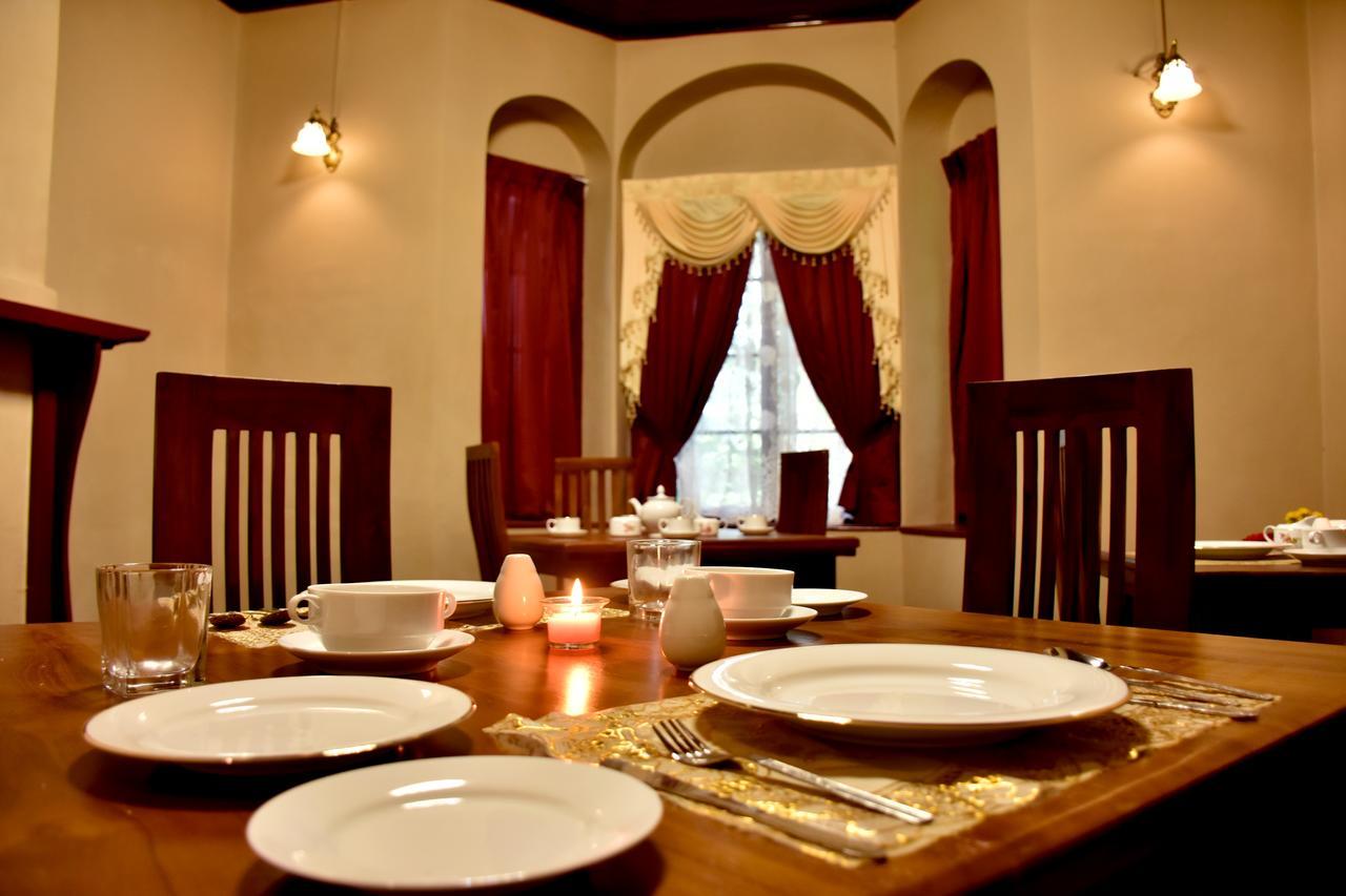 Royal Majesty Bungalow Hatton Esterno foto