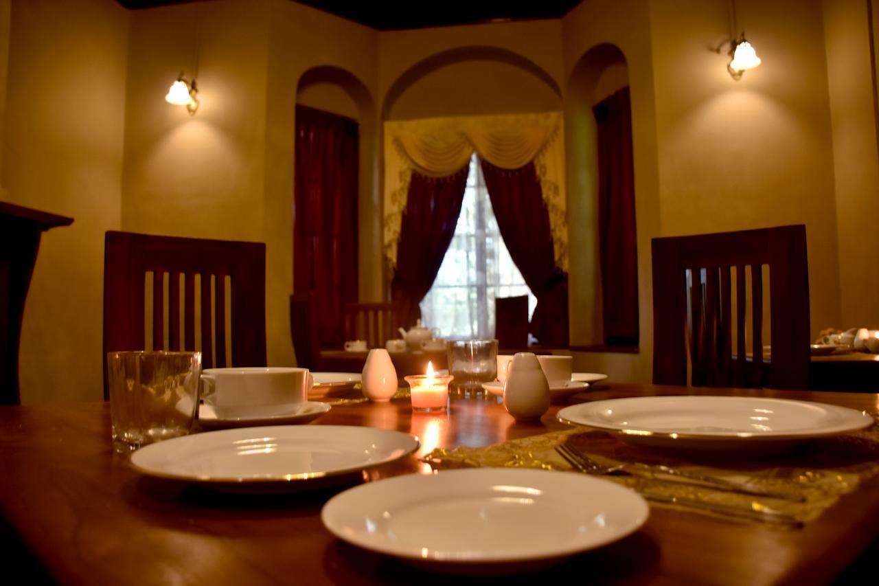 Royal Majesty Bungalow Hatton Esterno foto
